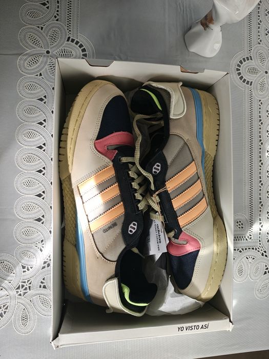 Маратонки Adidas