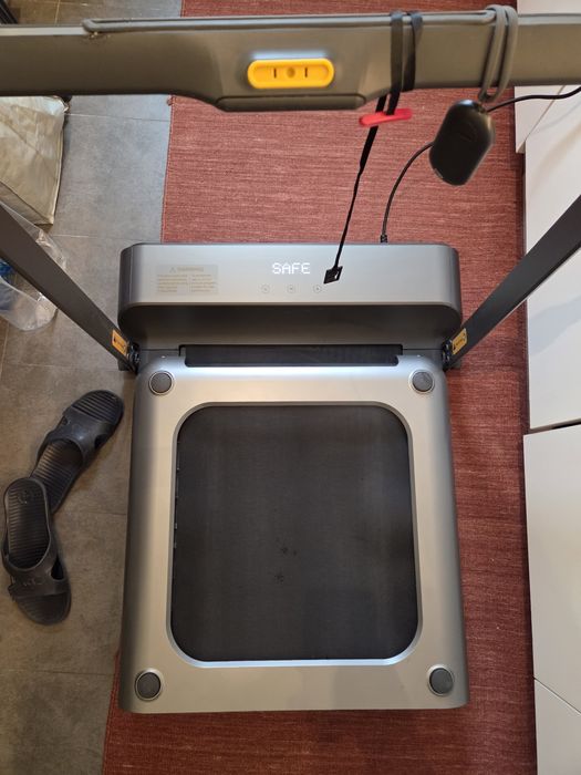 Banda de alergat pliabilă KingSmith WalkingPad R1 Pro (Negru/Argintiu)