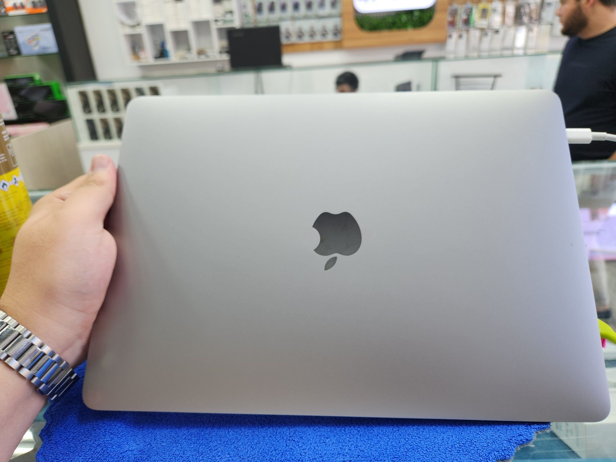 MacBook Pro 2019 / 512 GB IDEAL