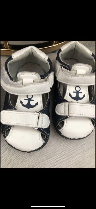 Sandale interior masurat 11 cm 11,5 cm marime 17 18