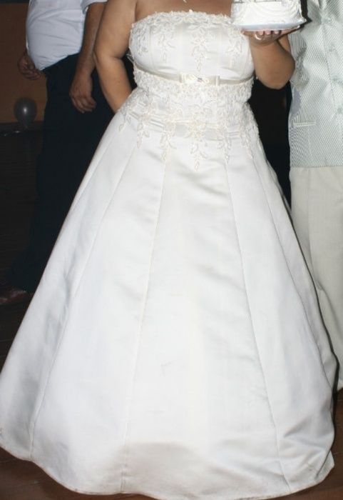 Rochie mireasa și accesorii