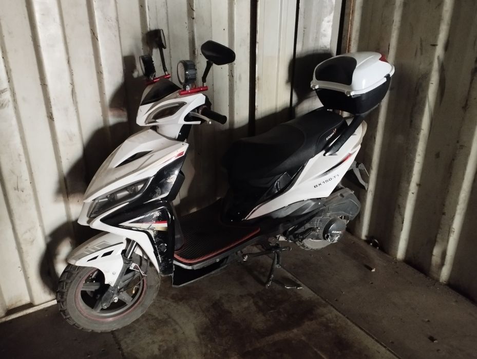 Мопед M8 вхорошем состояние