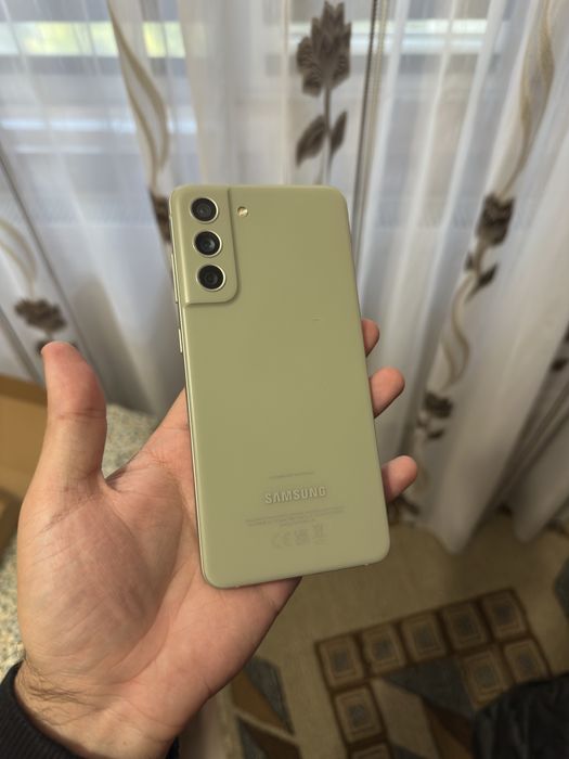 Samsung Galaxy S21 FE 5G Olive 128GB 6GB RAM NOU Garantie !