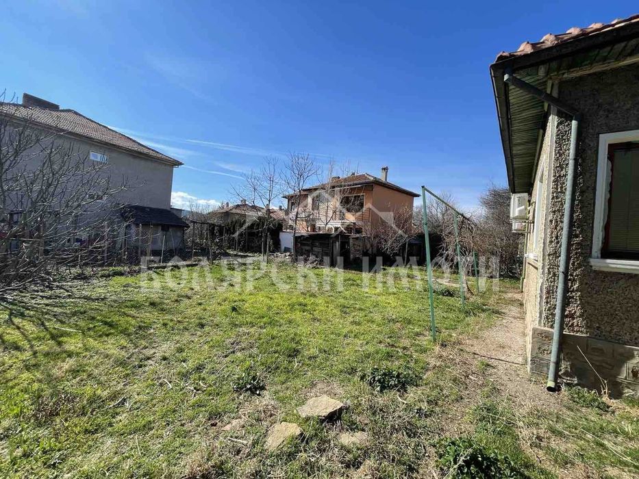Продава се Къща в Горна Оряховица - 110 кв.м за 1037 €/кв.м - Снимка #13