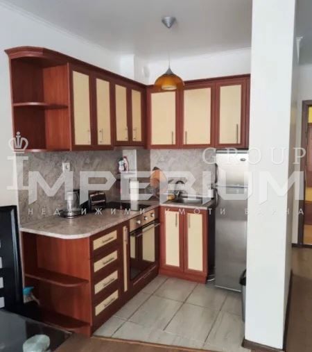 Дава се под наем Двустаен апартамент в Варна, м-т Св. Никола - 70 кв.м за 499.8 € - Снимка #2