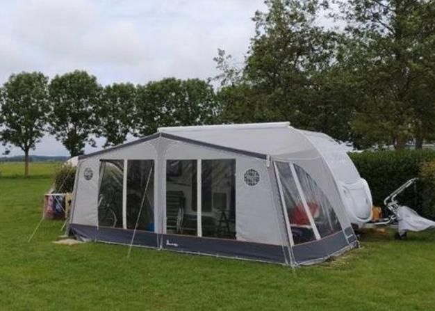 Suporturi biciclete pentru rulota și corturi rulota