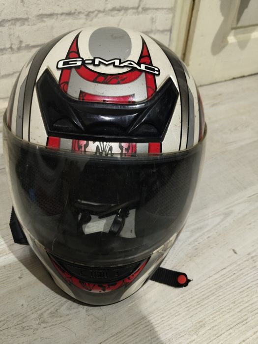 Каски за мотор !