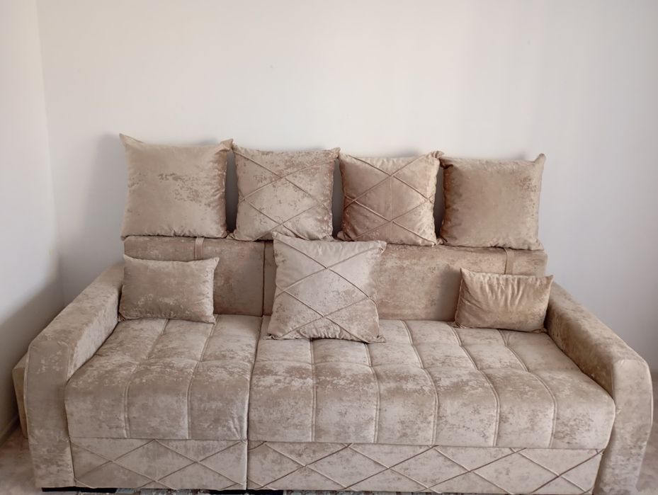 Продаю новый диван Пружина внутри белорусская,качество хорошее.есть 7п