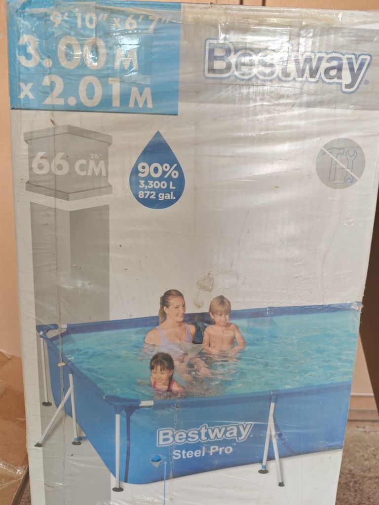 Yig'iladigan baseyn sotiladi Bestway