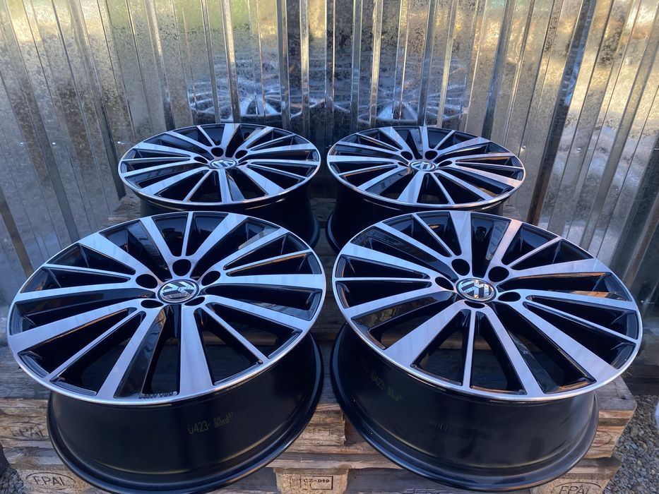 18 цола 5 х 112 мм Фолксваген Голф 6 , 7 , 8 VW Golf , Ауди , Сеат