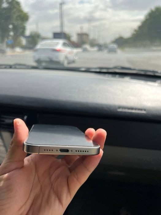 Iphone 15 pro max 256gb 88% sim kartali