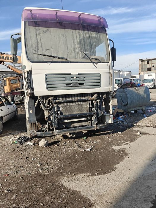 MAN тягач сотилади