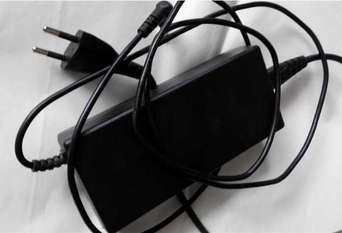 Alimentator  TV Sony 19,5v-4,35a-85w, Original,ca nou