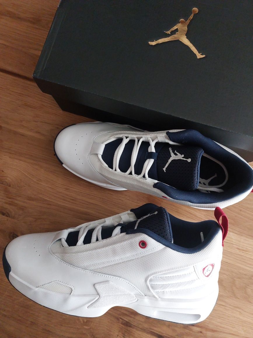 Маратонки Jordan Max Aura 6