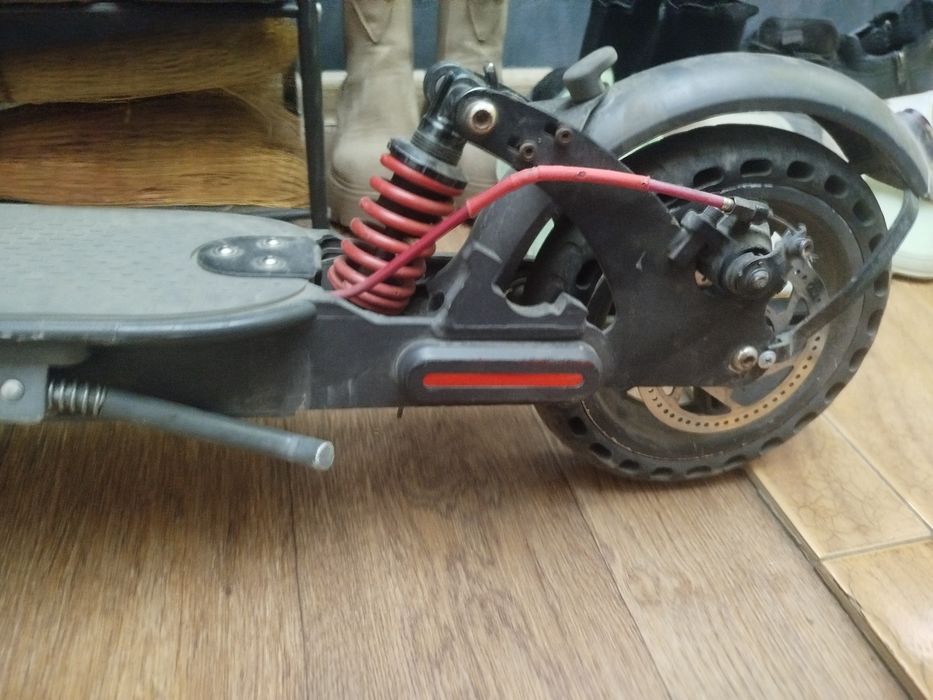 Продам электросамокат