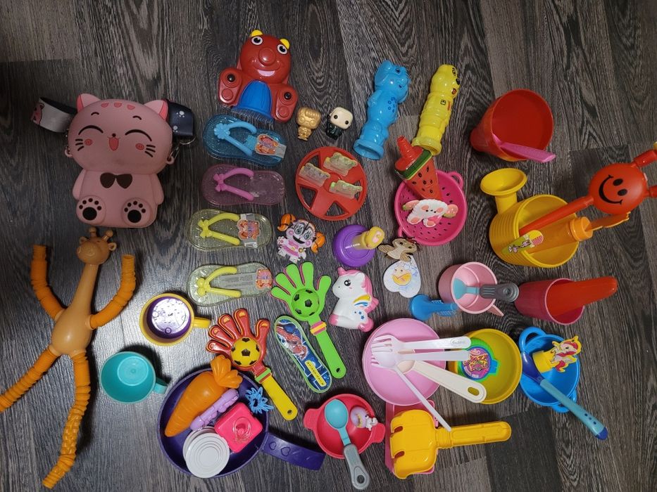Продам игрушки все 1000