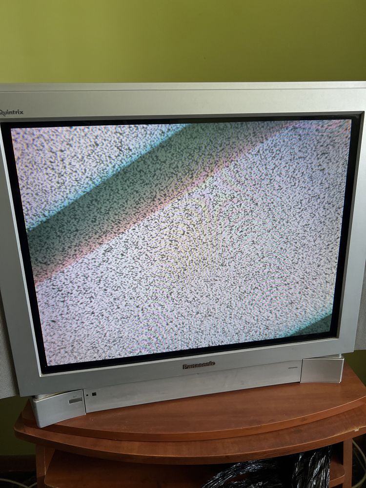 Телевизор панасоник 32 инча
