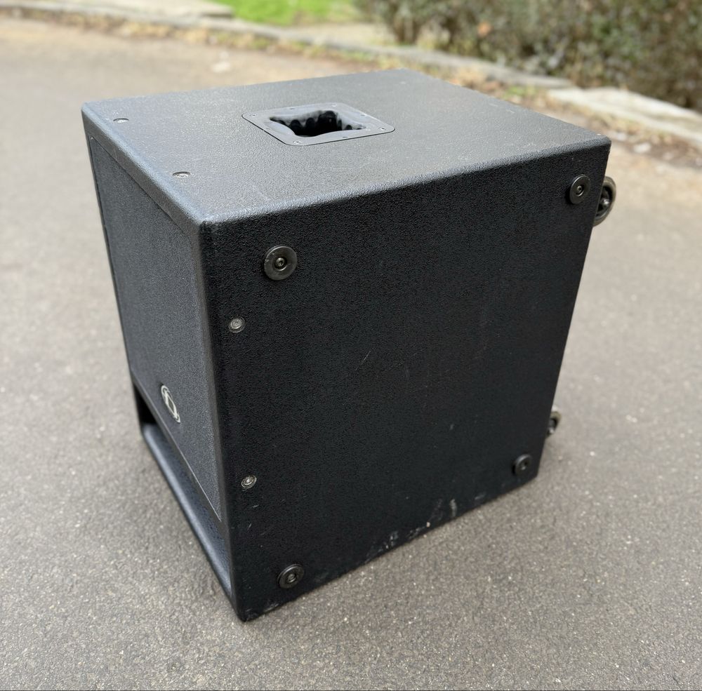 Vand bas Dynacord PowerSub 315