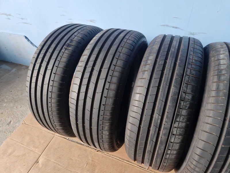 4 Pirelli R19 235/50/ летни гуми 
DOT 1721