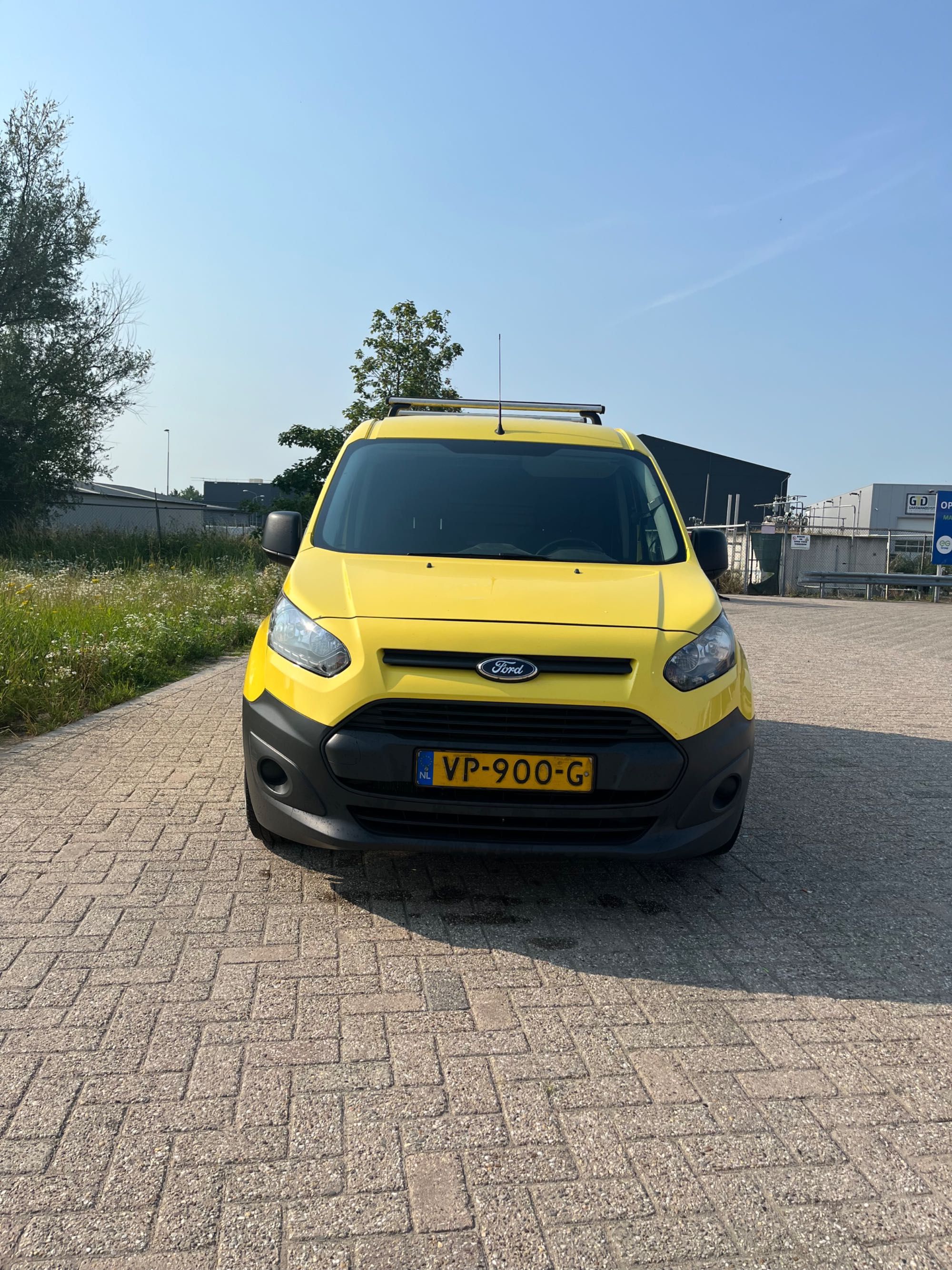 Ford transit connect 2015 1.6 tdci 301.000km Pret 4.750€