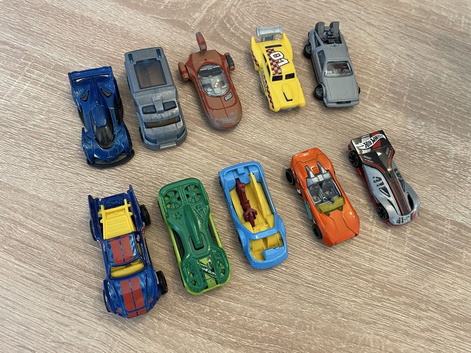 Colectie 10 masinute Hotweels - Fantasy