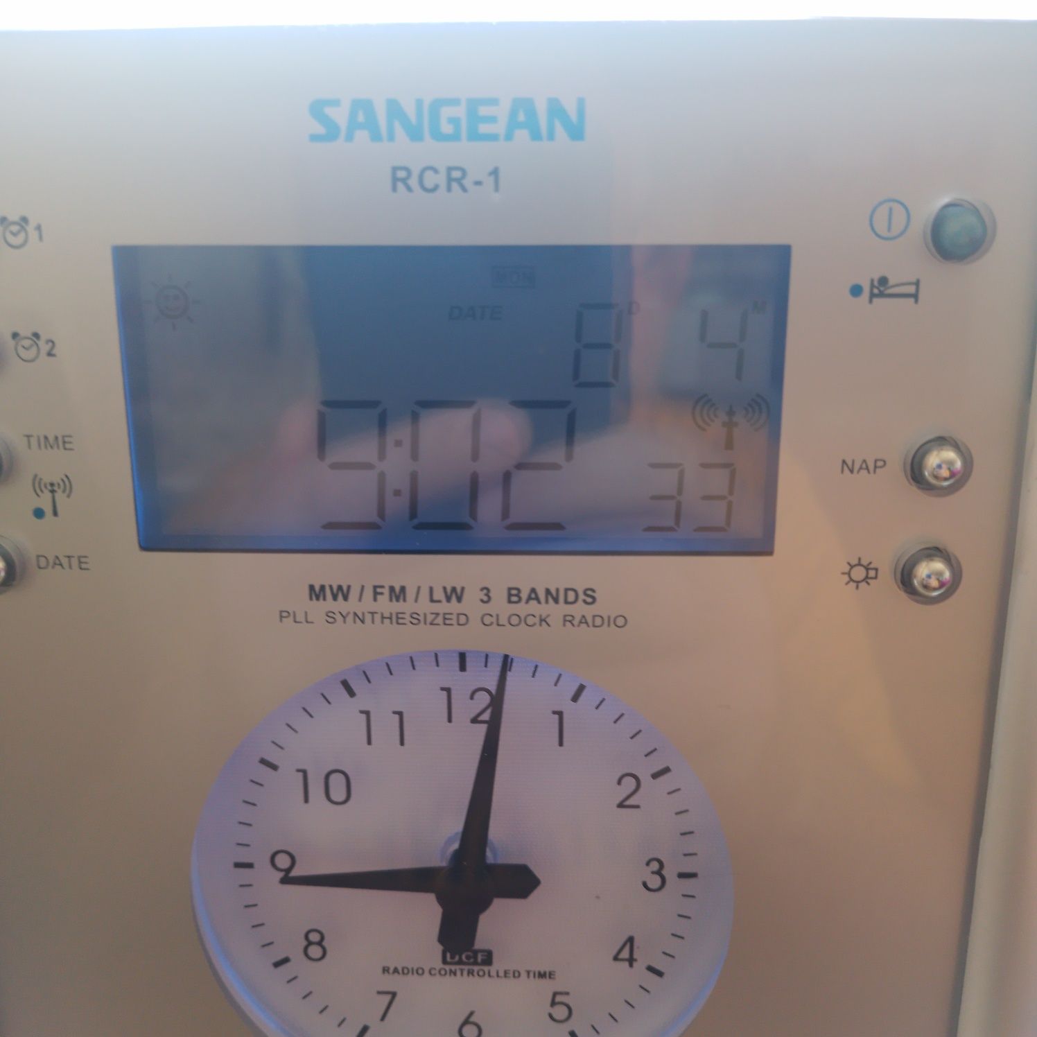 Aparat de radio Sangean RCR-1