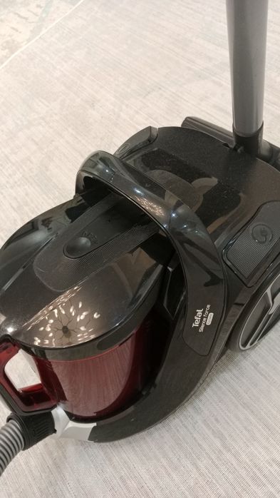 Пылесос Tefal б/у в отличном состояний
