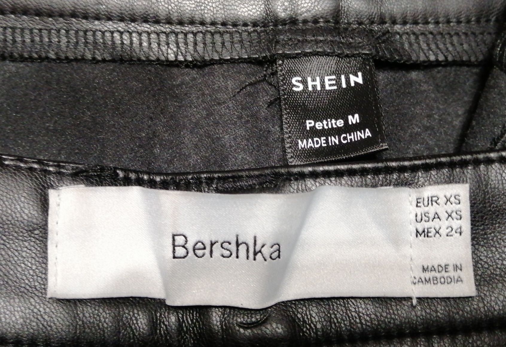 Pantaloni piele sintetică Bershka M/XS