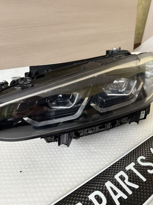 Фар десен BMW G22 G23 G26 G80 G82 G83 Перфектен
