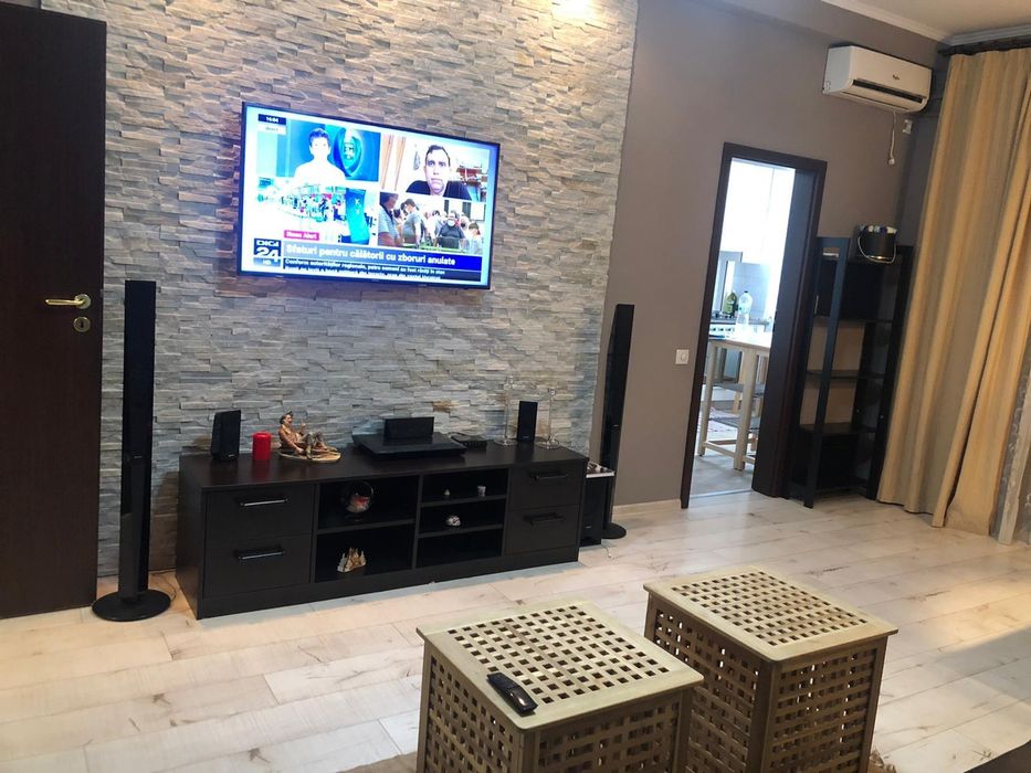 Ne închiriem apartamentul!  Proprietar