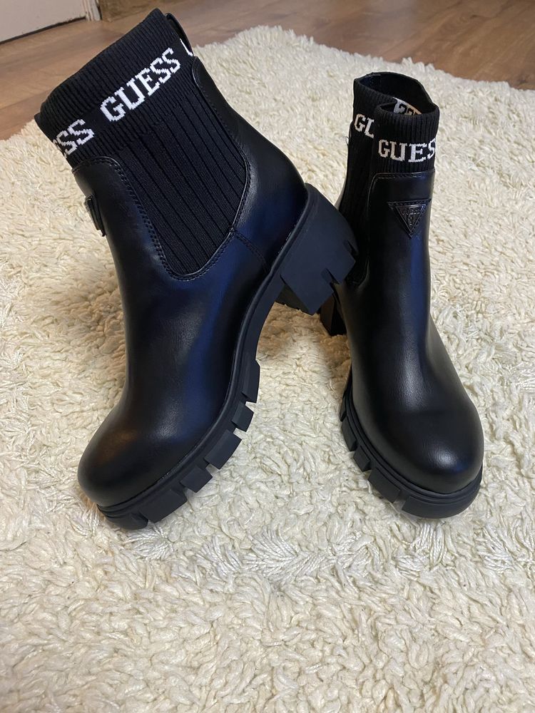 Дамски боти Guess