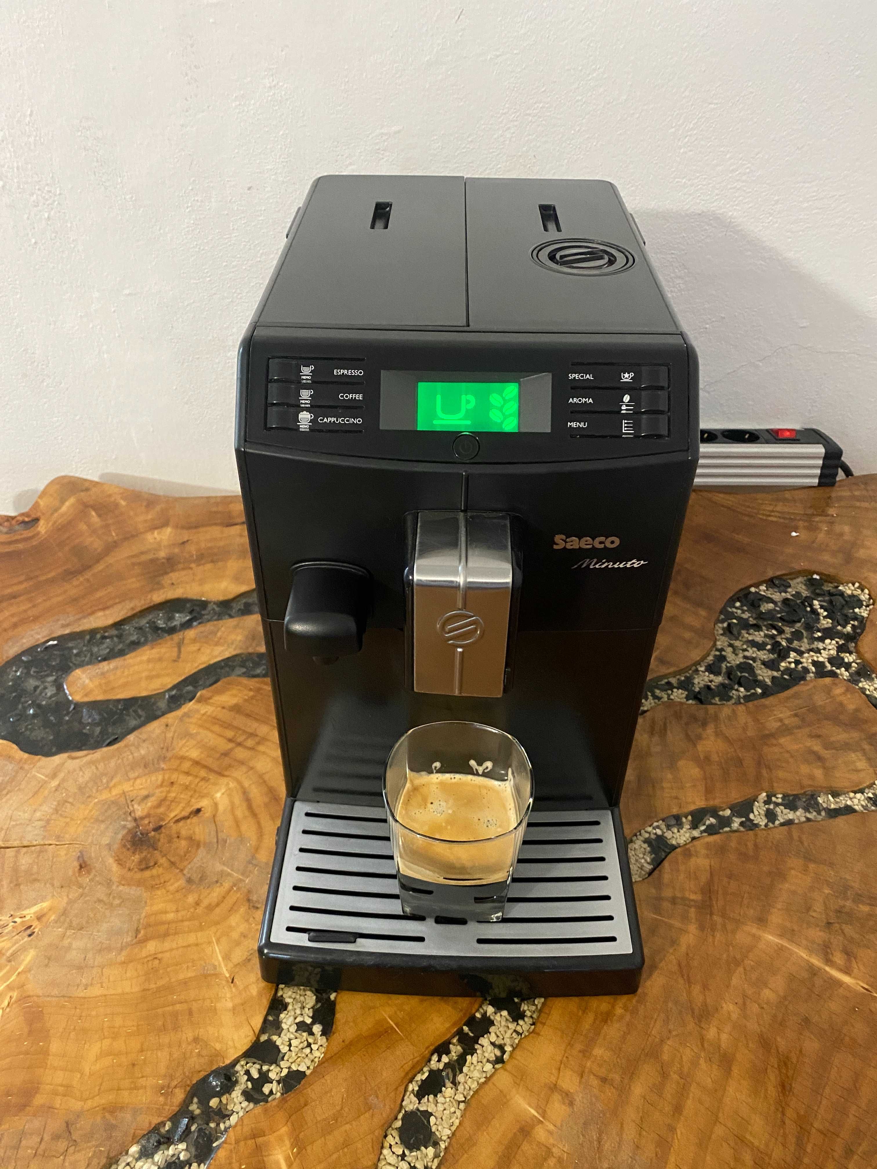 expresor / espressor cafea saeco minuto