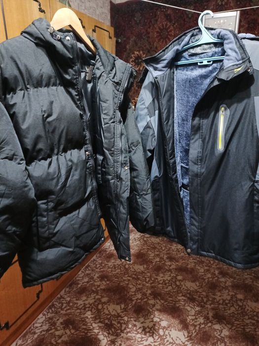 Продам зимние куртки , размер 58 цена пуховик 10000 тг Куртка 15000