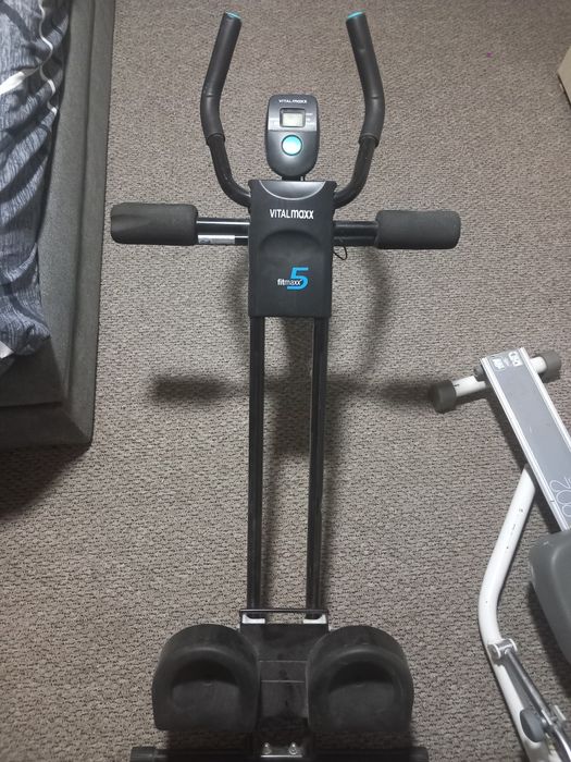 Vând aparate fitness