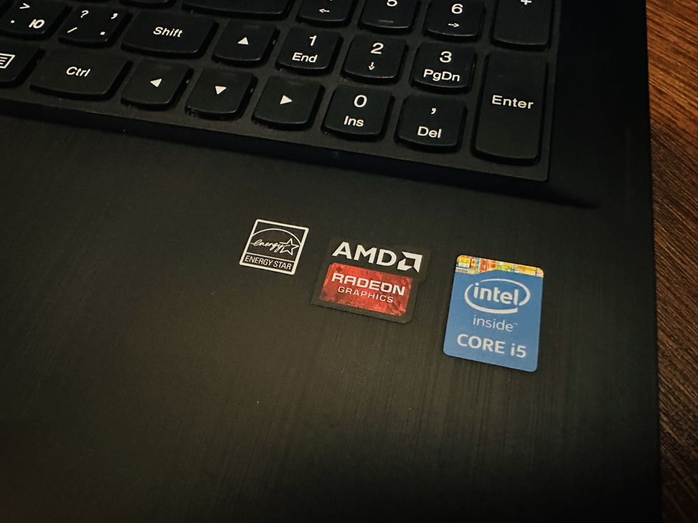 Ноутбук Lenovo Core i5/8GB/SSD 512GB/AMD Radeon 2GB
