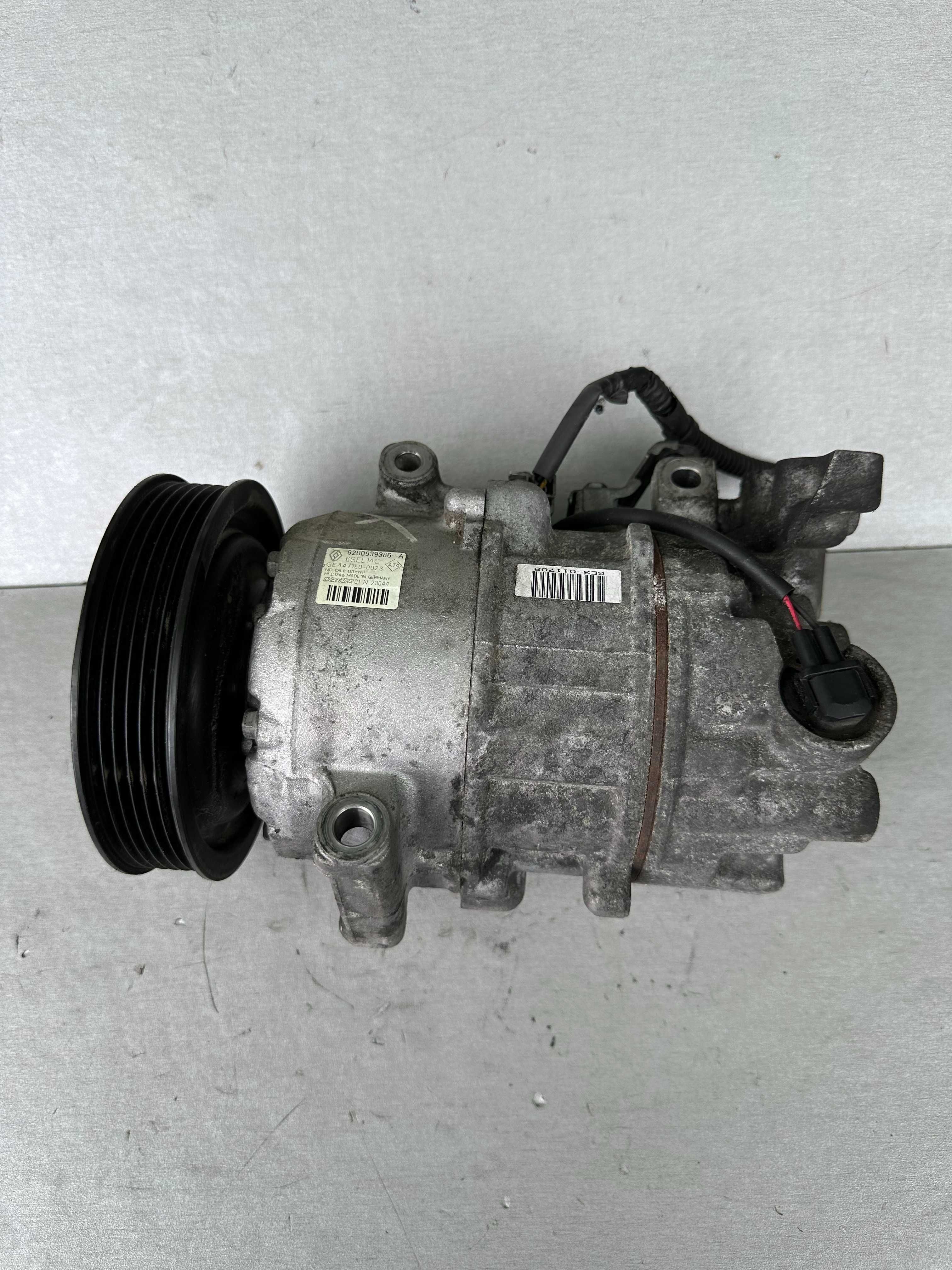 Compresor Clima Renault Scenic 3 1.5 DCI 8200939386A Renault Laguna