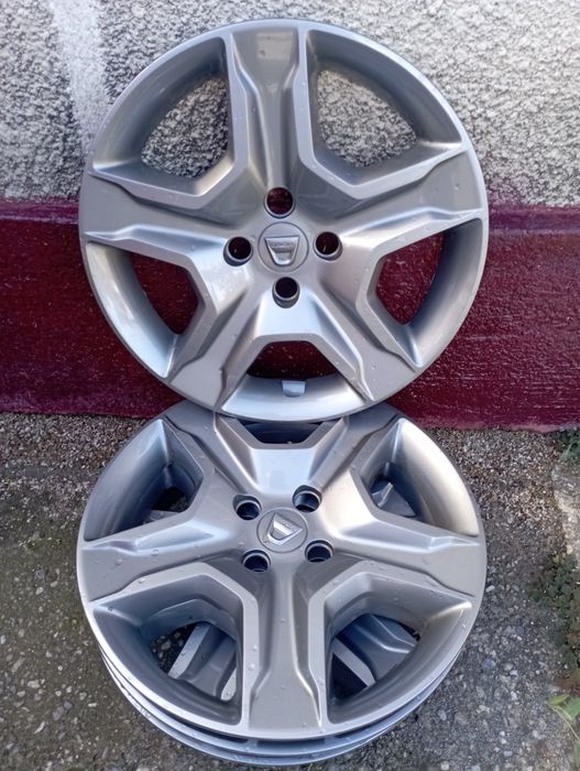 Set capace roți Dacia Logan Sandero R16