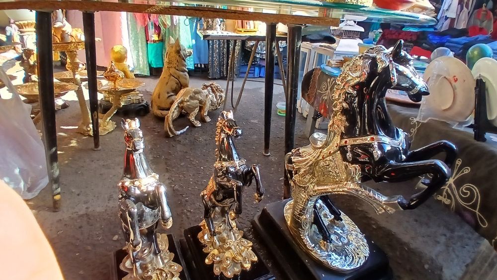 Antikvar suvinerlar hilma hil asartiment