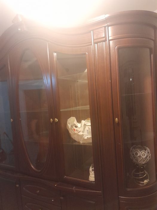 Мебель сервант в зал