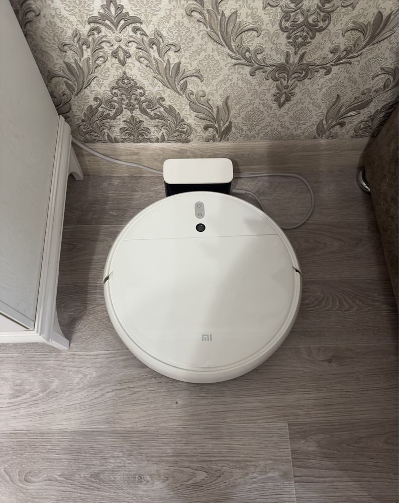 Робот-пылесос Xiaomi mi robot vacuum mop