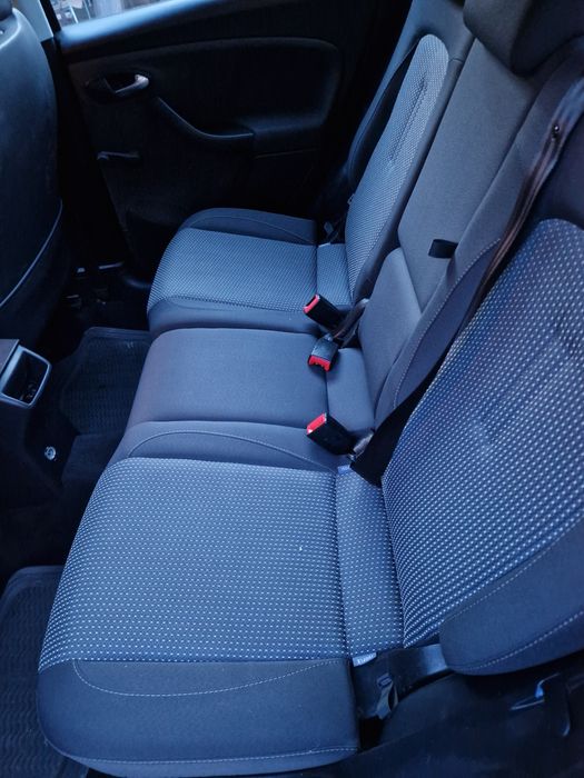 Vând Seat Altea 1,6 Diesel2010