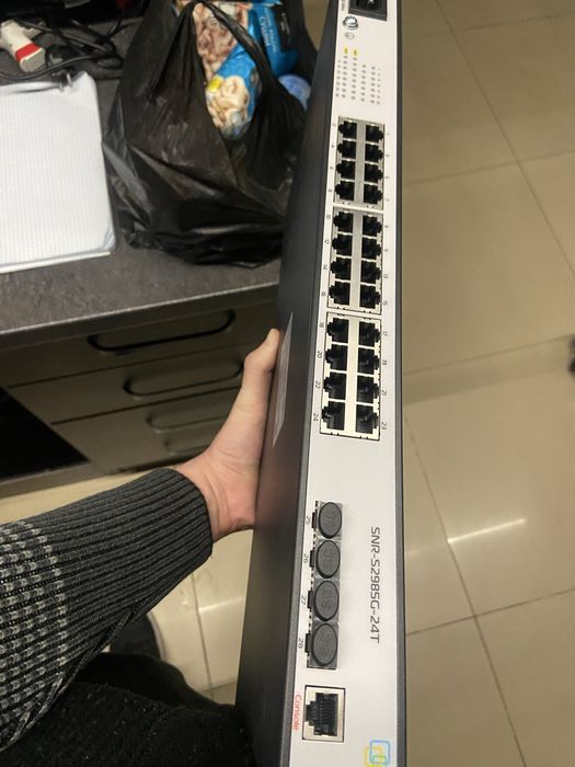 Продается SNR S2985G-24T
