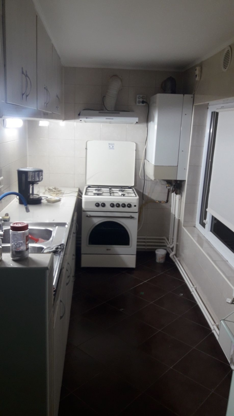 Închiriez apartament in vilă