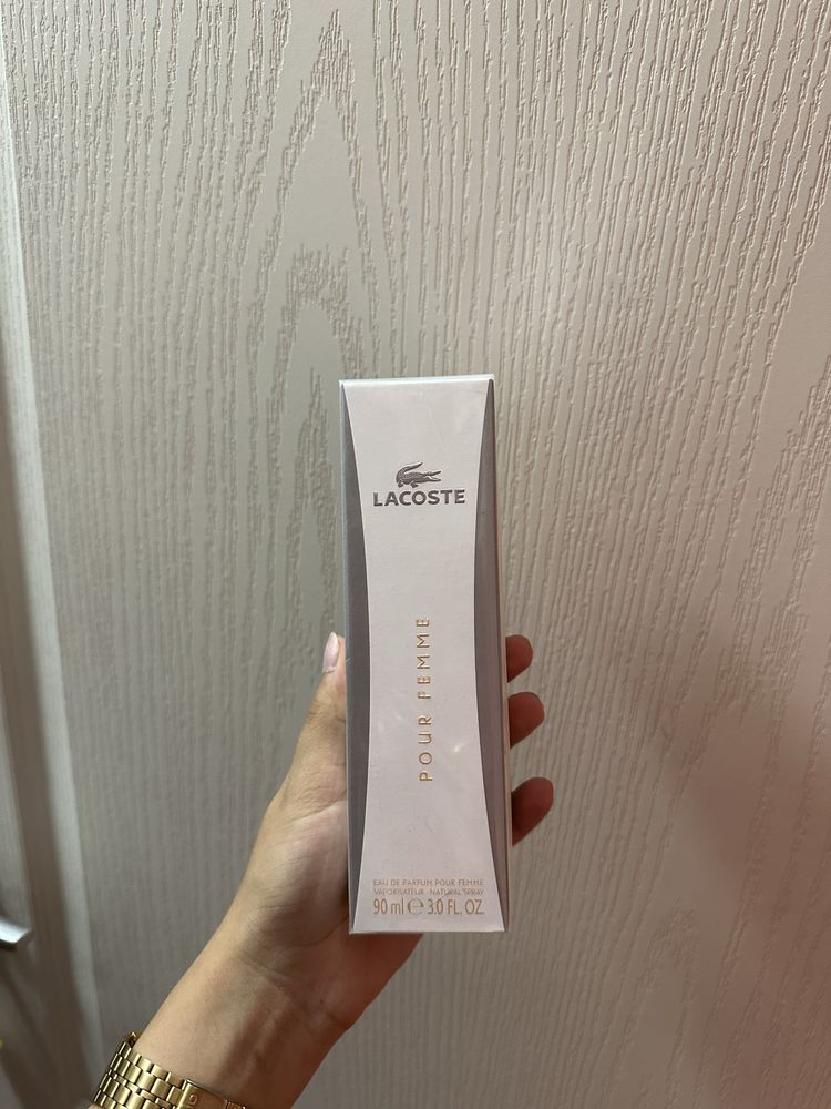 Lacoste pour femme