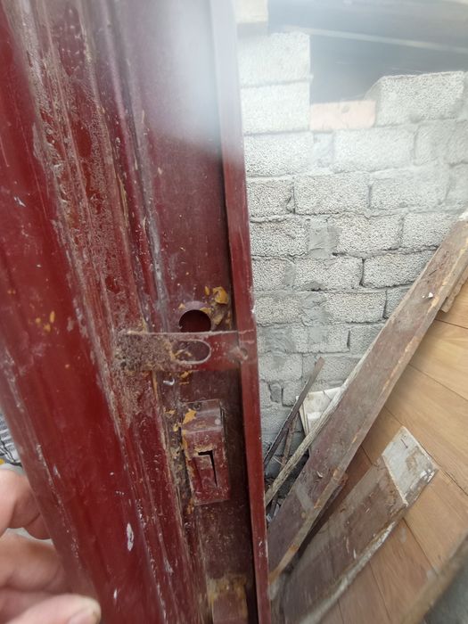 Temir eshik yaxshisi