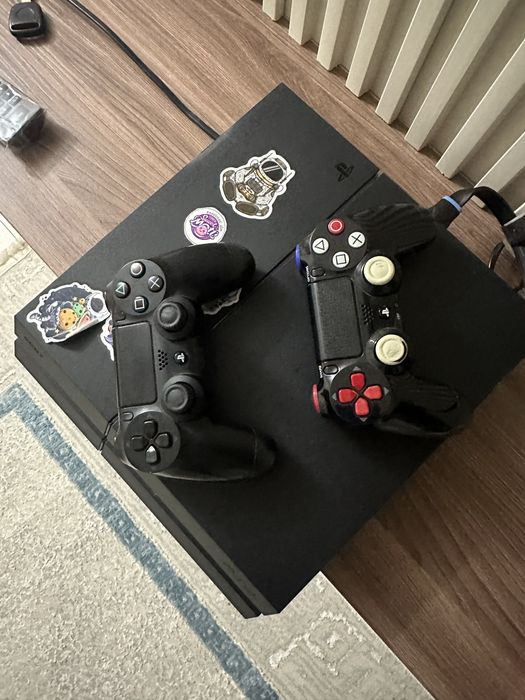 Playstatoin 4 с играми