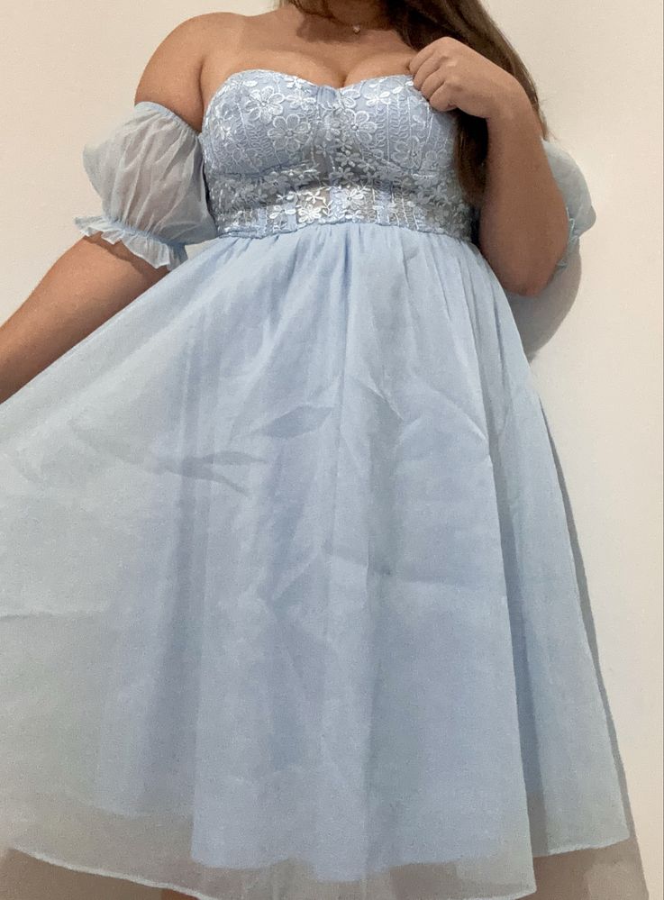 Rochie baby blue cu model tip corset