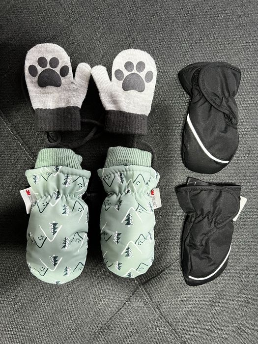 Lot caciula manusi ciorapi