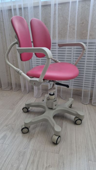 Кресло детское эргономичное