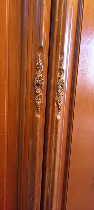 стенка ( нуждается в реставрации )